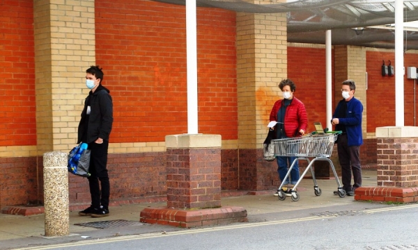 Nowe zasady profilaktyki przeciw COVID-19. Kolejne powiaty w strefie   czerwonej - r&oacute;wnież powiat leski