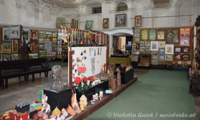 Sztuka na spos&oacute;b bieszczadzki. Galeria Synagoga zaprasza