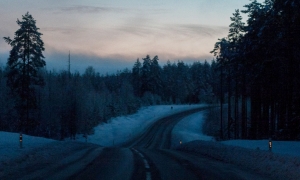 Uwaga - w nocy i rano będzie ślisko na drogach! Ostrzeżenie meteo