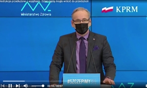 Kadr z konferencji prasowej rządu.
