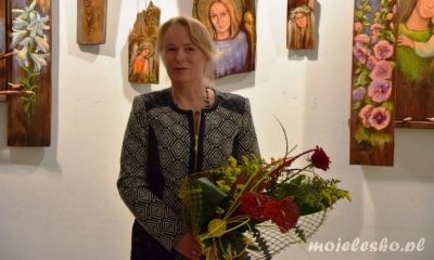 Po drodze z aniołami. Wystawa malarstwa Jolanty Kordyaczny